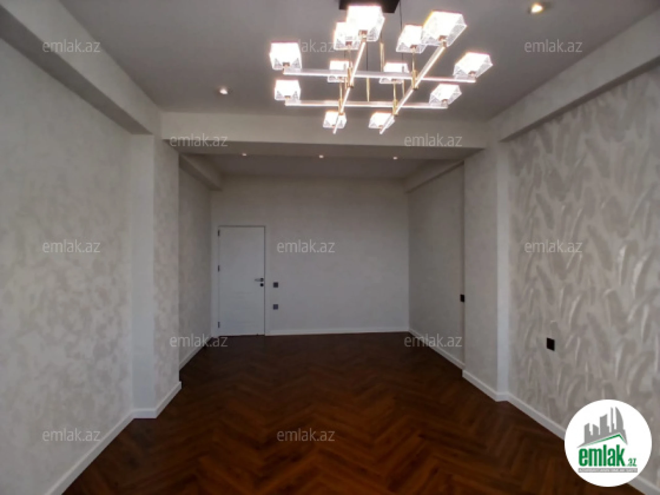 Satılır 3 otaqlı yeni tikili 139 m²