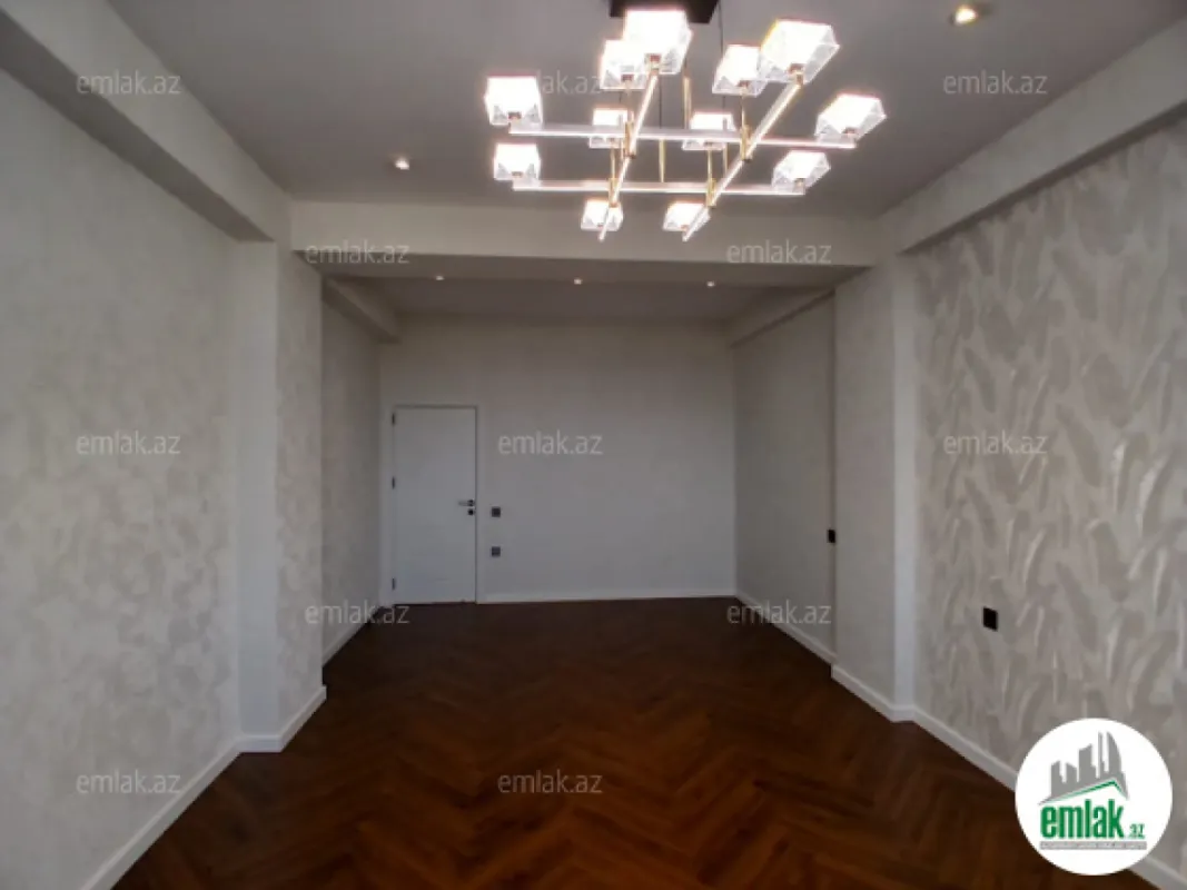 Satılır 3 otaqlı yeni tikili 139 m²