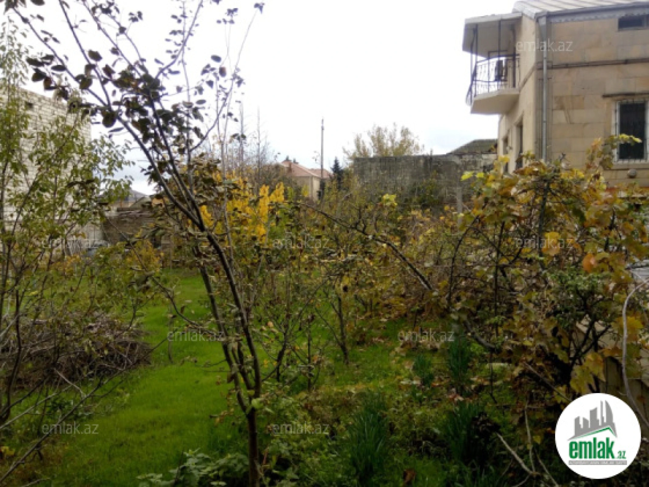 Satılır torpaq sahəsi 12 m²