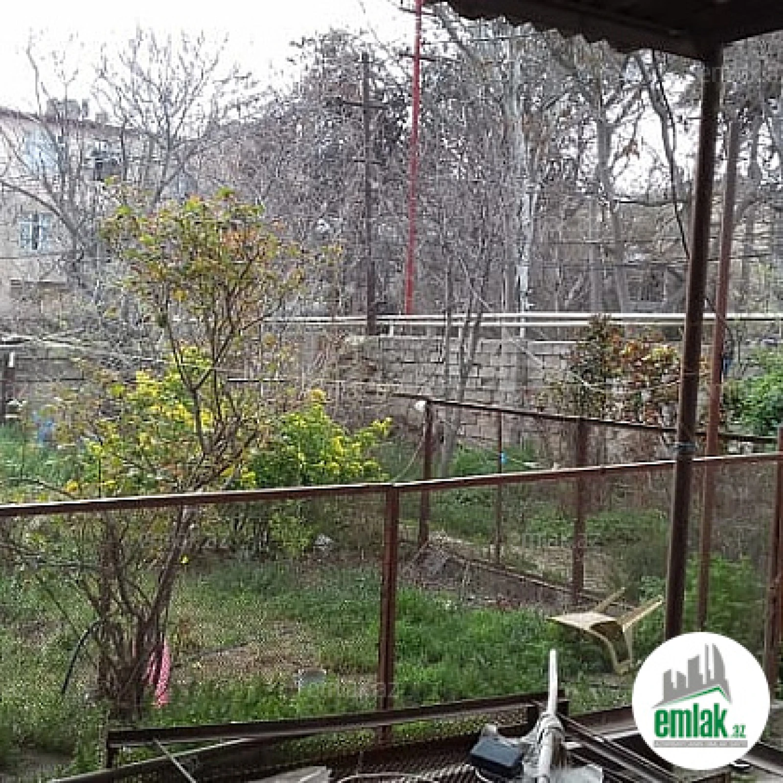 Satılır torpaq sahəsi 12 m²