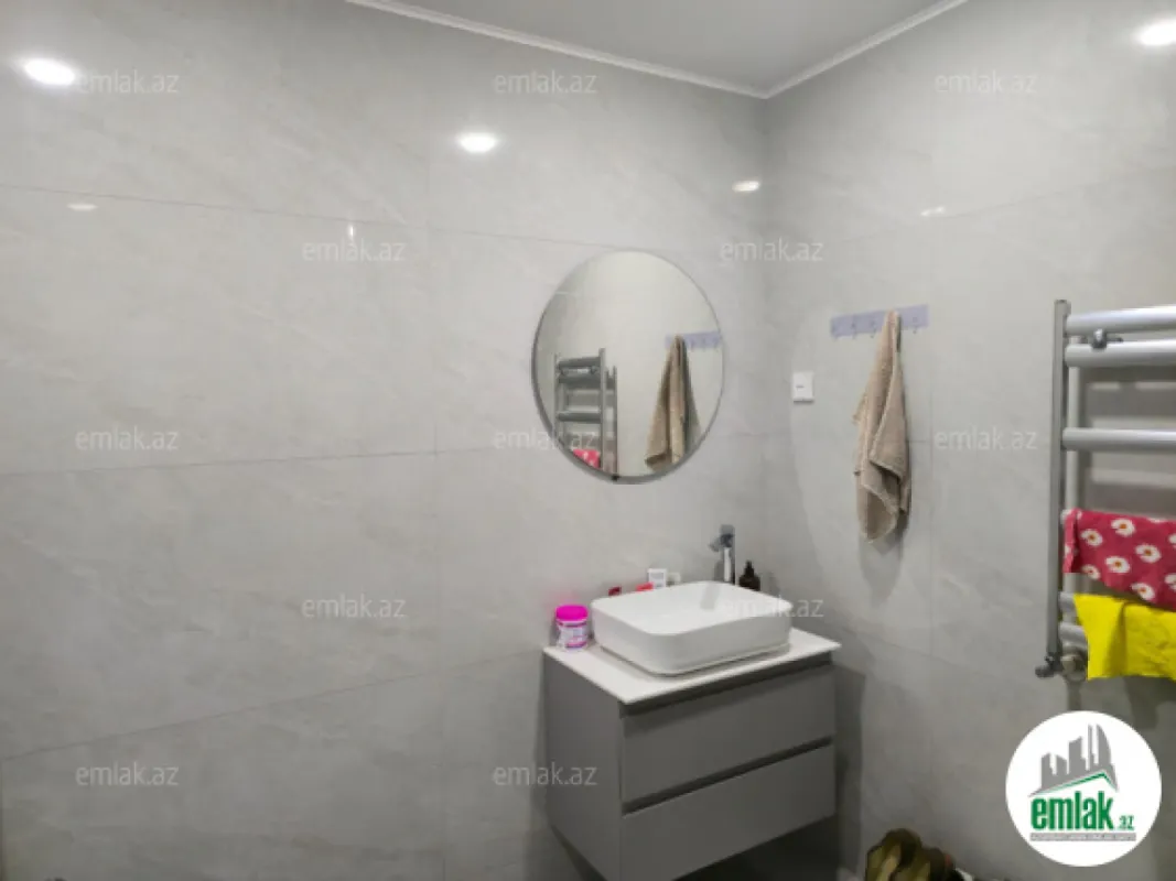 Satılır 2 otaqlı yeni tikili 68 m²