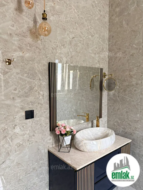 Satılır 4 otaqlı həyət evi 170 m²