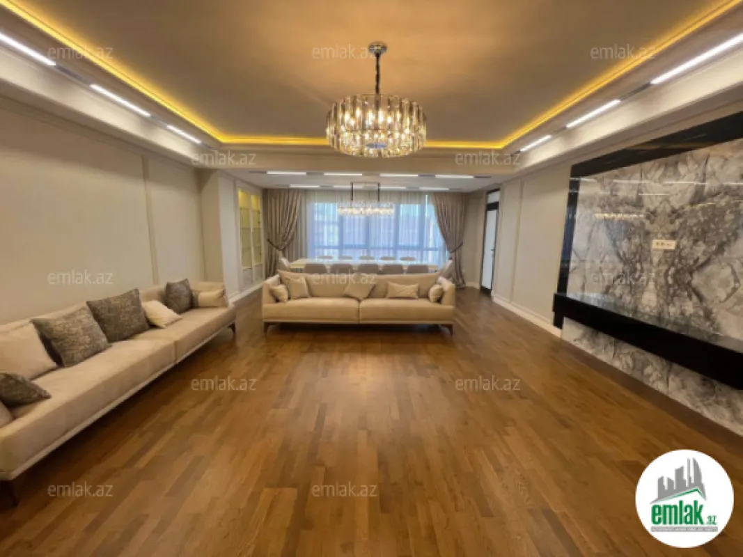 Satılır 4 otaqlı yeni tikili 260.58 m²