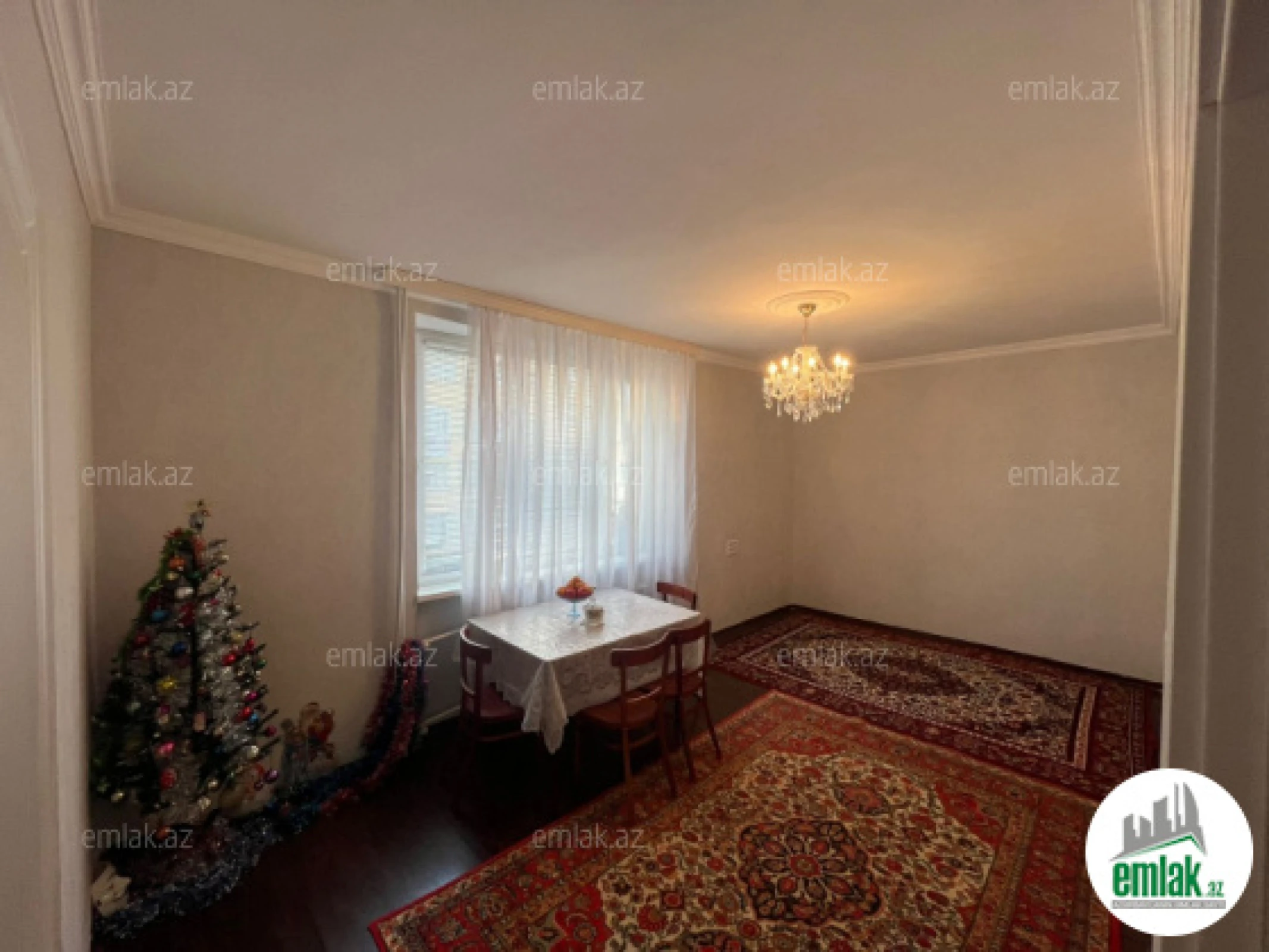 Satılır 2 otaqlı köhnə tikili 58 m²