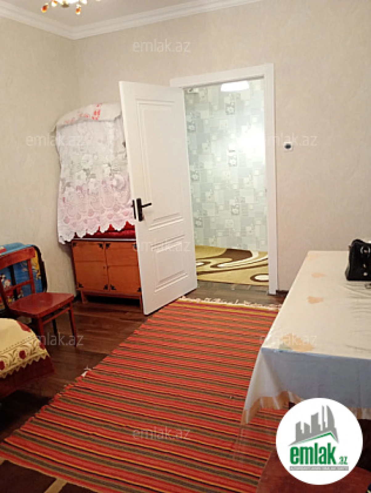 Satılır 2 otaqlı köhnə tikili 58 m²