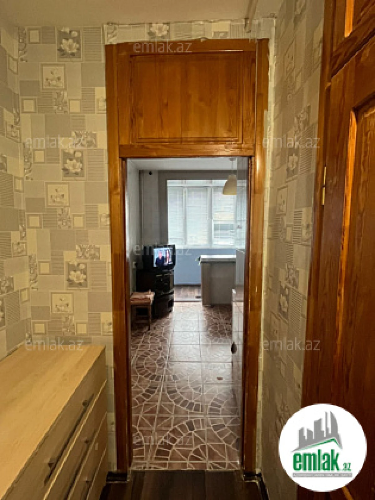 Satılır 2 otaqlı köhnə tikili 58 m²