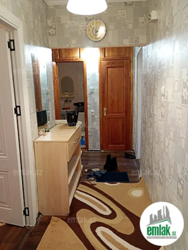 Satılır 2 otaqlı köhnə tikili 58 m²