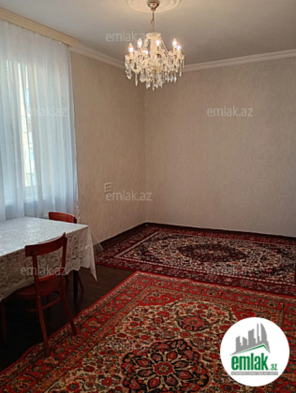 Satılır 2 otaqlı köhnə tikili 58 m²