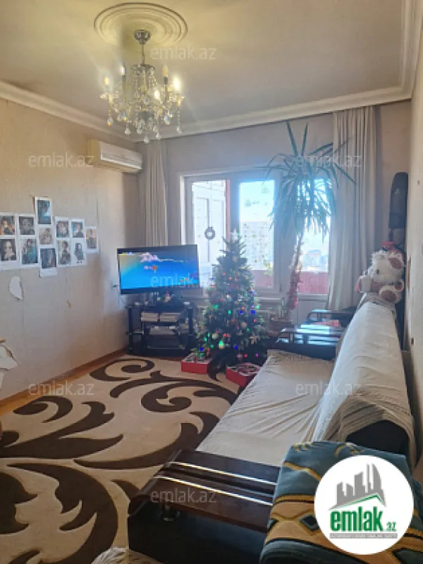 Satılır 2 otaqlı köhnə tikili 53 m²