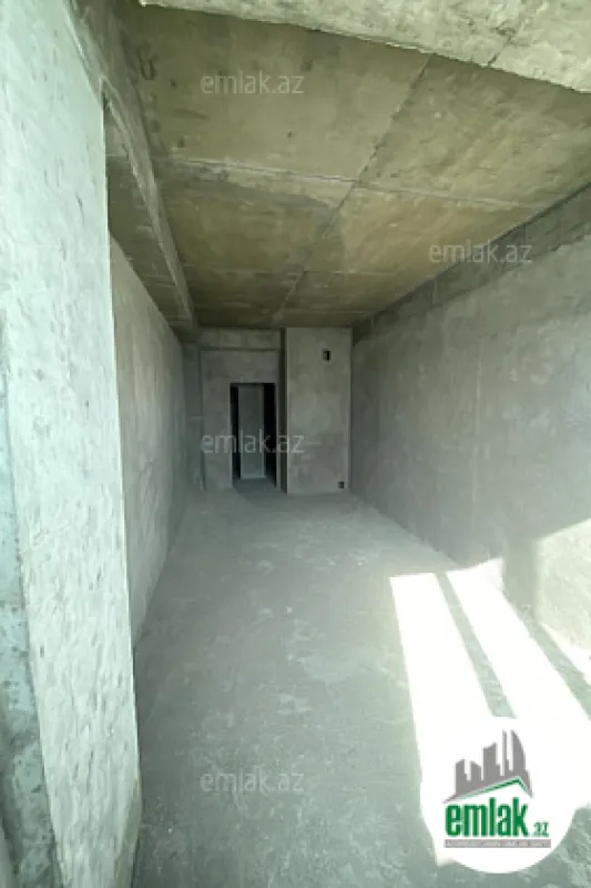 Satılır 3 otaqlı yeni tikili 172 m²