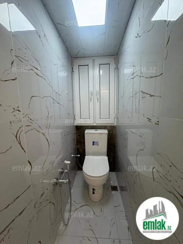 Satılır 4 otaqlı köhnə tikili 85 m²