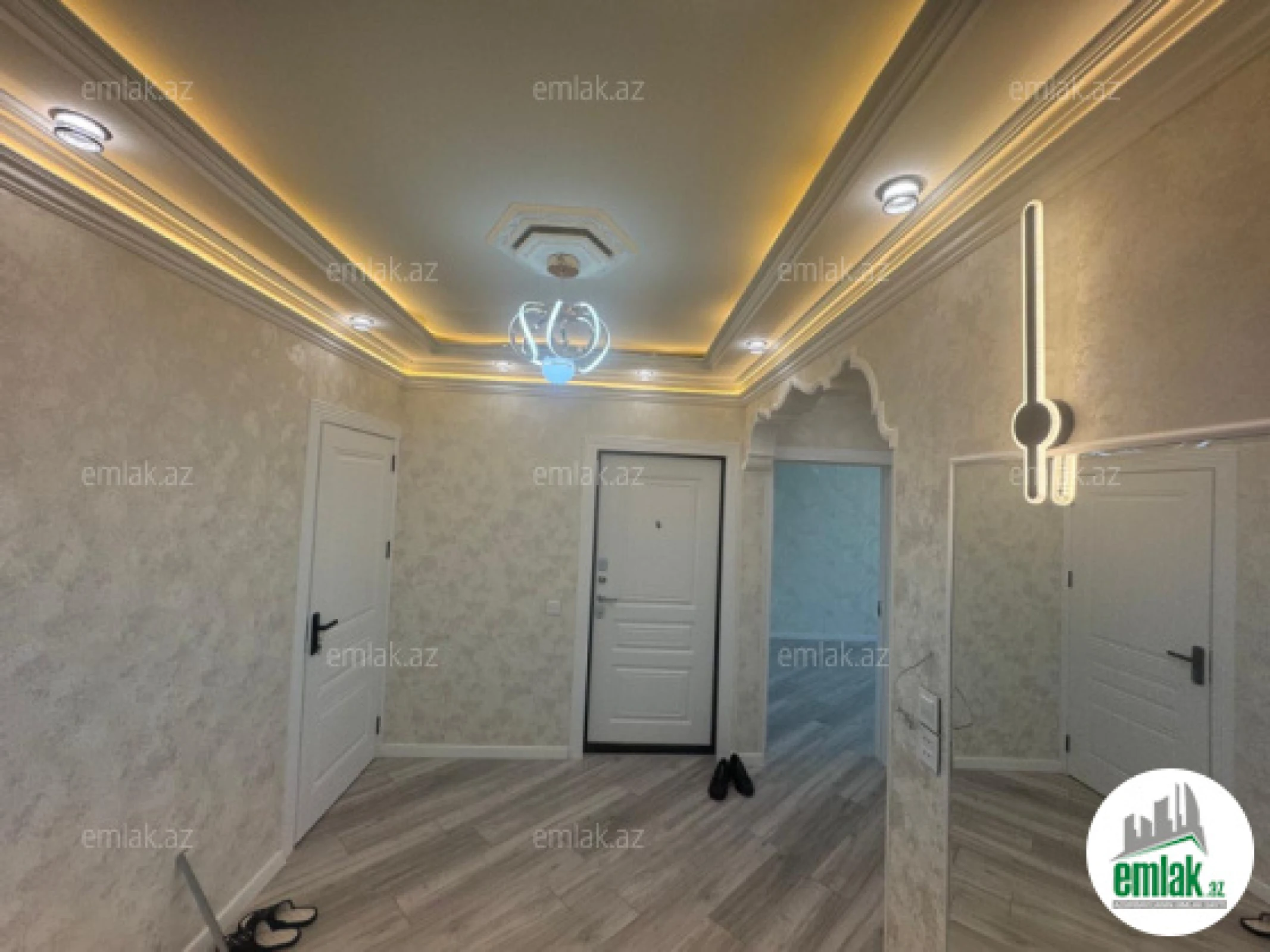 Satılır 4 otaqlı köhnə tikili 85 m²