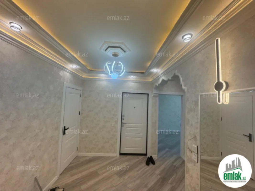 Satılır 4 otaqlı köhnə tikili 85 m²