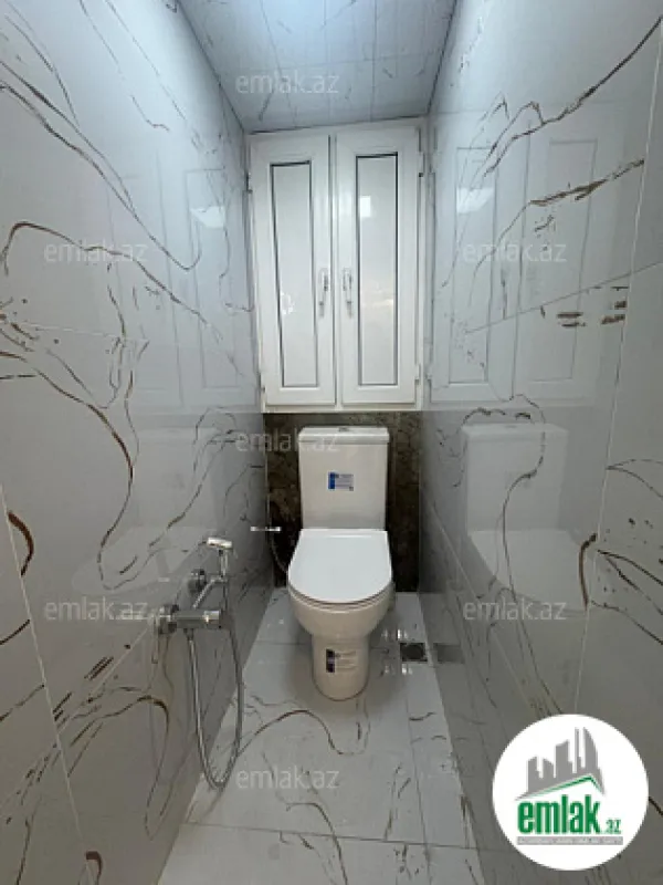 Satılır 4 otaqlı köhnə tikili 85 m²