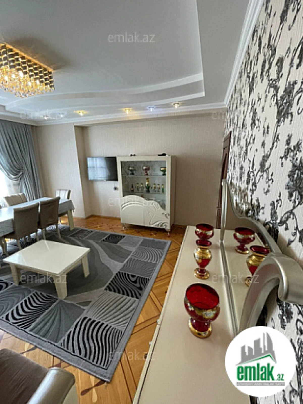 Satılır 2 otaqlı yeni tikili 90 m²