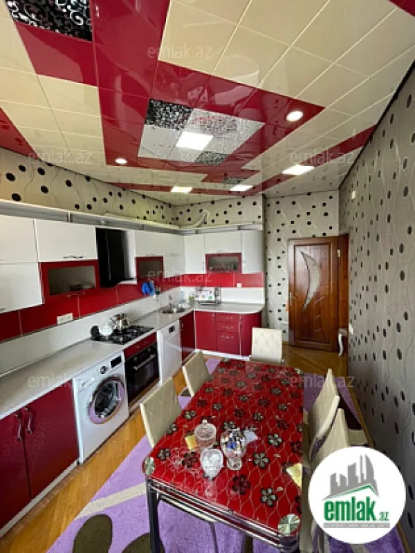 Satılır 2 otaqlı yeni tikili 90 m²