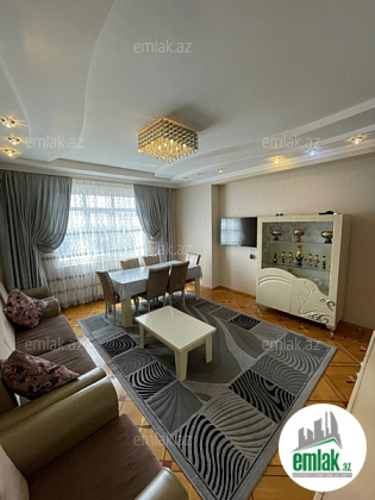 Satılır 2 otaqlı yeni tikili 90 m²