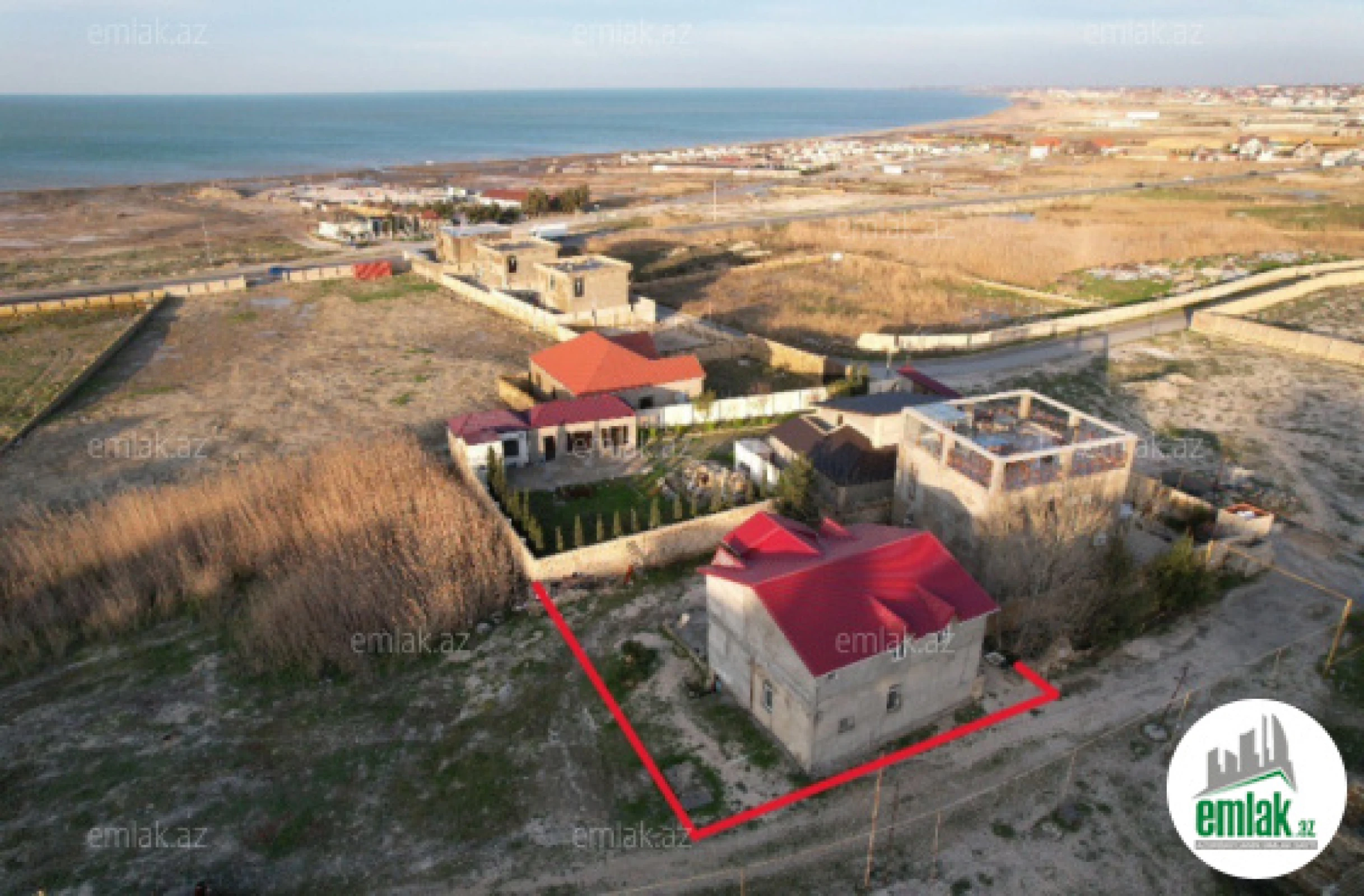 Satılır 2 otaqlı mənzil 210 m²