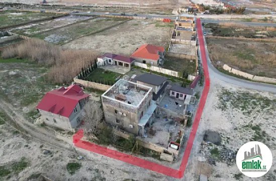 Satılır 2 otaqlı mənzil 210 m²