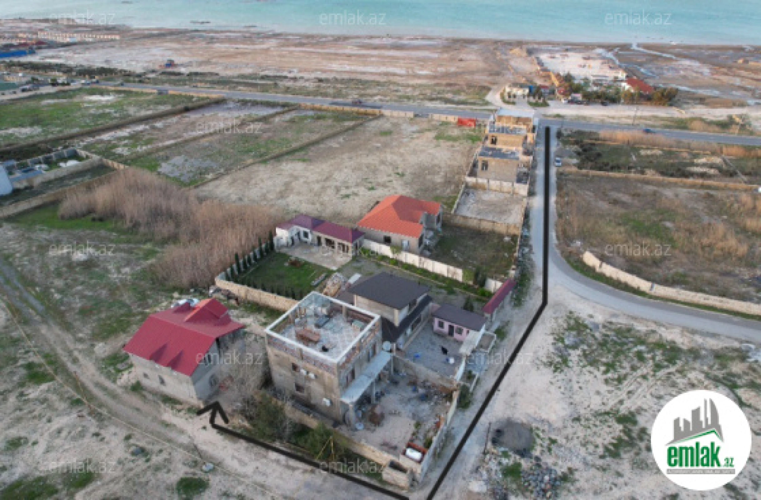 Satılır 2 otaqlı mənzil 210 m²