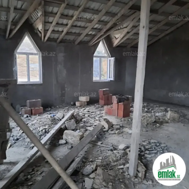 Satılır 2 otaqlı mənzil 210 m²