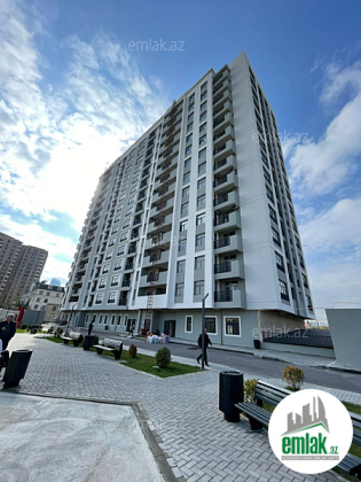 Satılır 4 otaqlı yeni tikili 175 m²