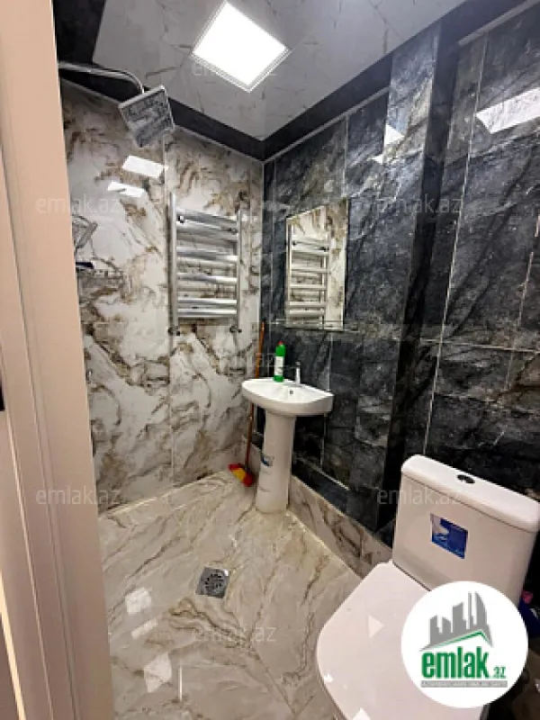 Satılır 3 otaqlı köhnə tikili 75 m²