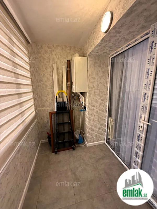 Satılır 3 otaqlı köhnə tikili 75 m²
