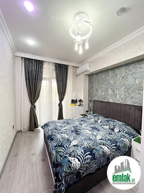 Satılır 3 otaqlı yeni tikili 136 m²