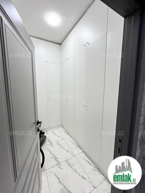 Satılır 3 otaqlı yeni tikili 136 m²