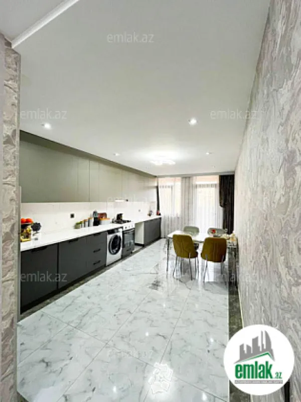 Satılır 3 otaqlı yeni tikili 136 m²