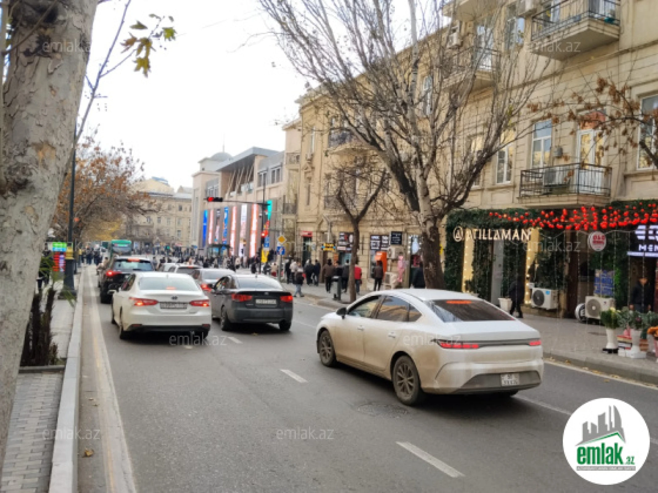 Satılır 3 otaqlı köhnə tikili 78 m²