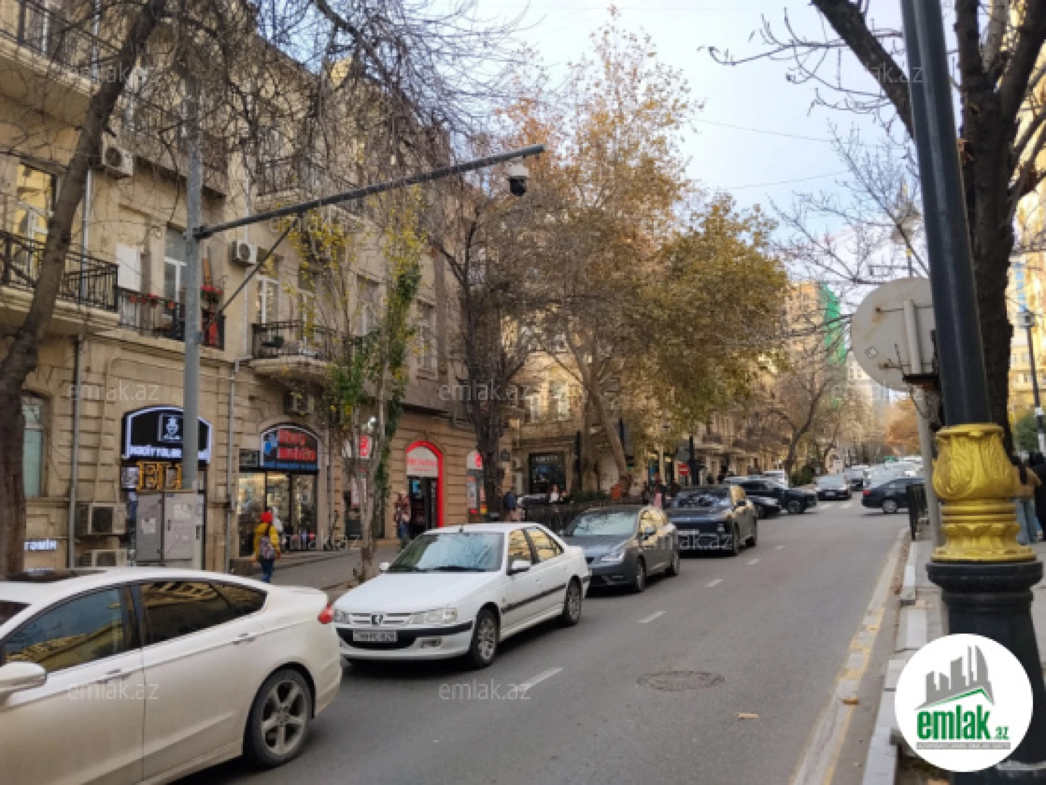 Satılır 3 otaqlı köhnə tikili 78 m²