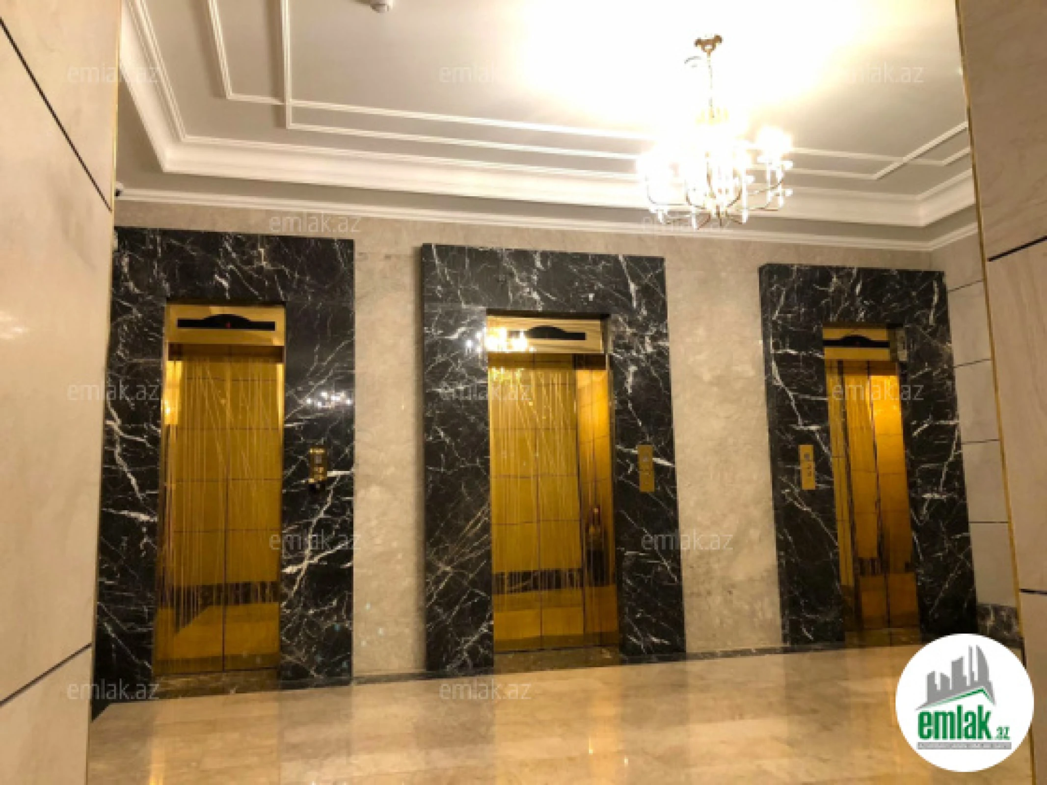 Satılır 2 otaqlı yeni tikili 75 m²