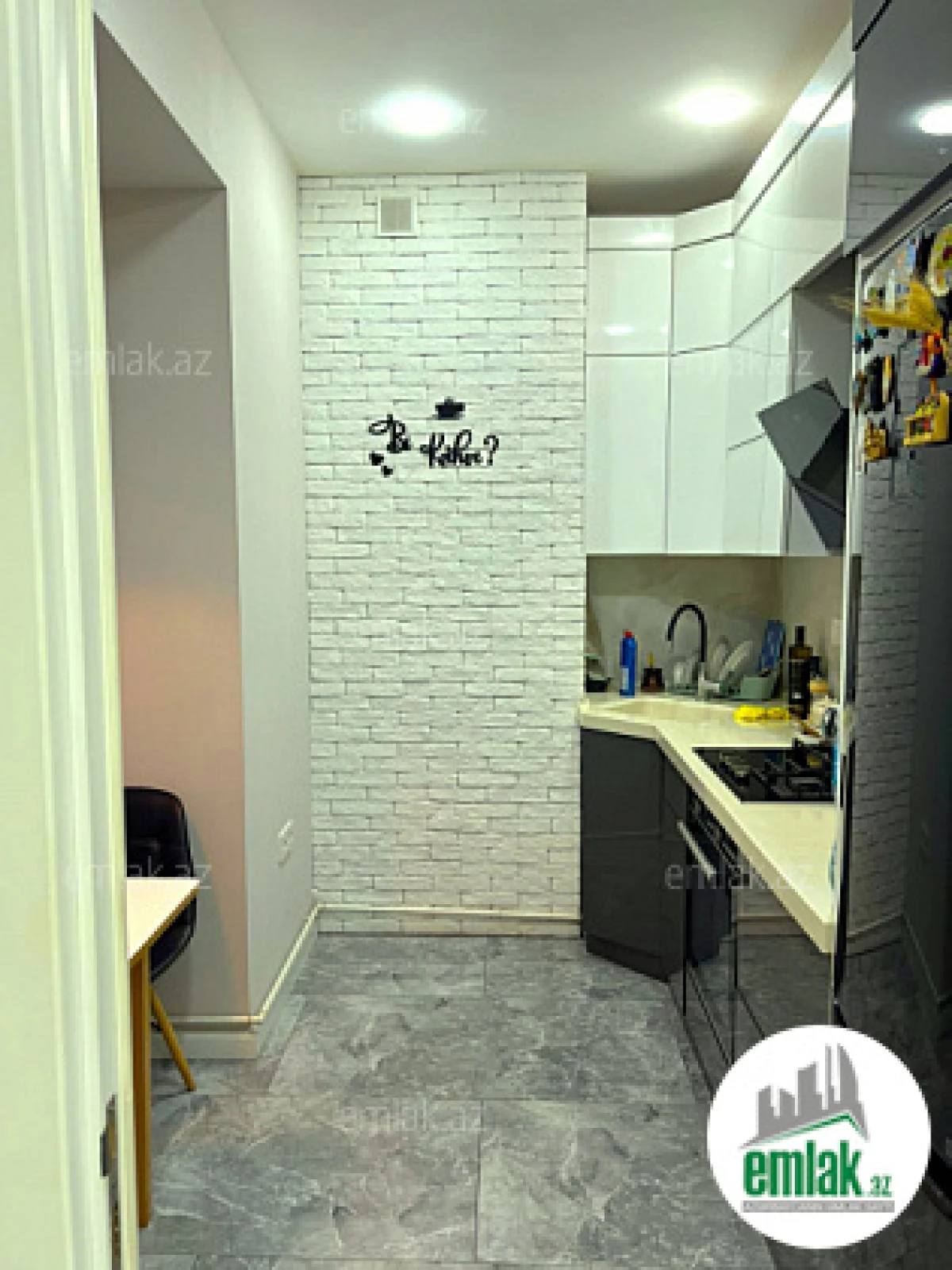 Satılır 2 otaqlı yeni tikili 75 m²