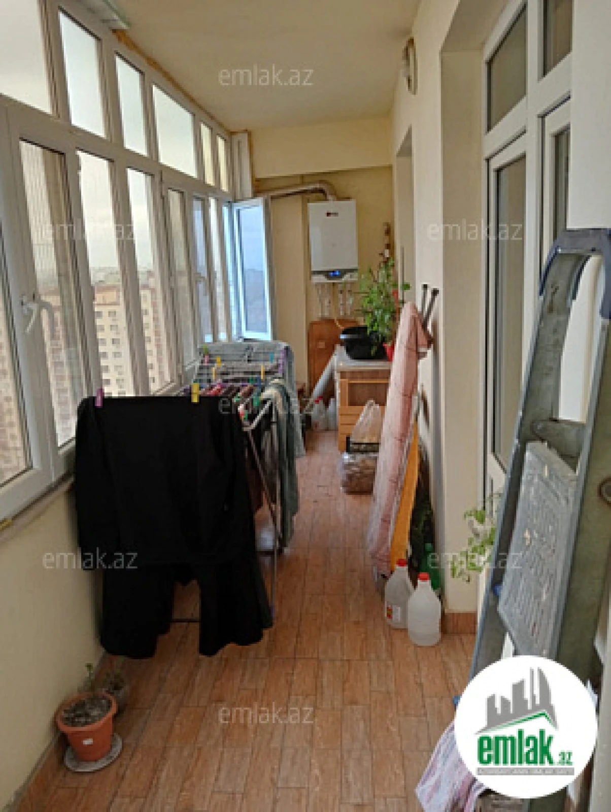 Satılır 3 otaqlı yeni tikili 110 m²