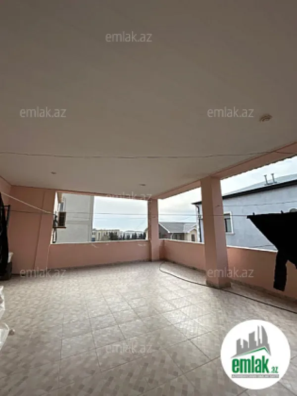 Satılır 6 otaqlı həyət evi 520 m²