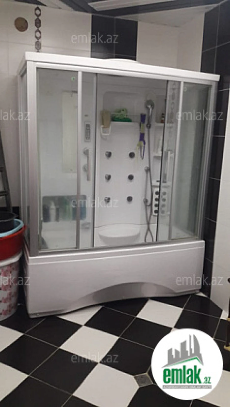 Satılır 6 otaqlı həyət evi 520 m²