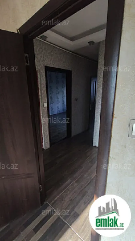 Satılır 2 otaqlı köhnə tikili 64 m²