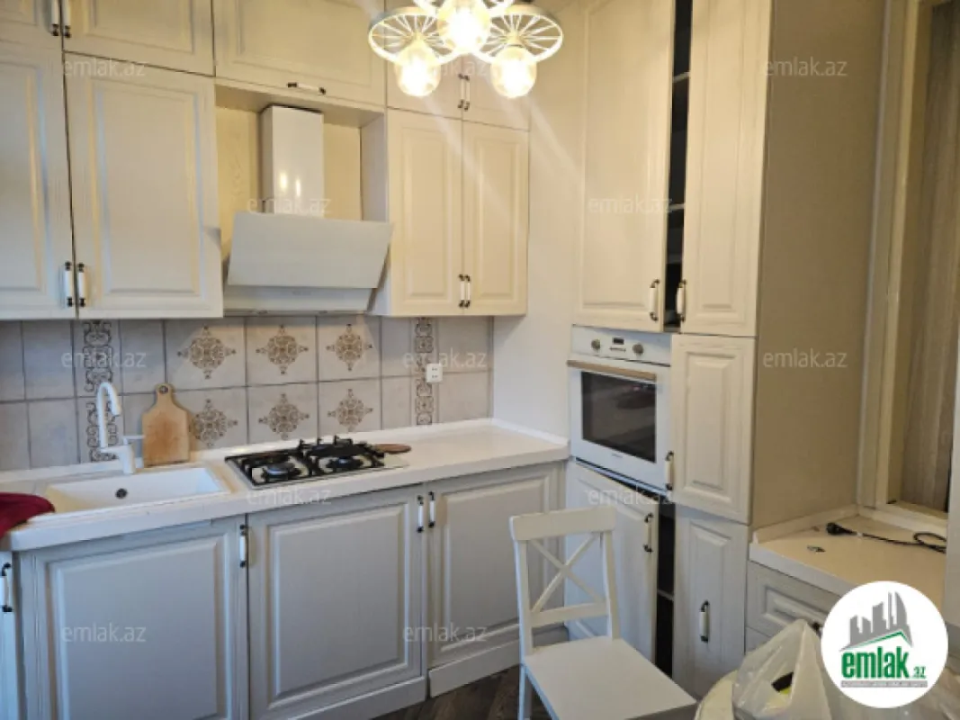 Satılır 3 otaqlı yeni tikili 90 m²