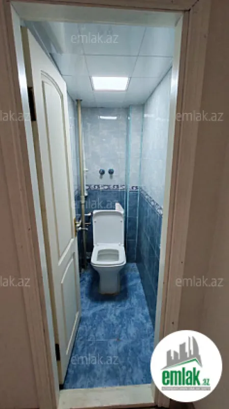 Satılır 2 otaqlı köhnə tikili 55 m²