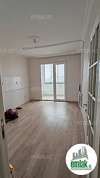 Satılır 2 otaqlı köhnə tikili 55 m²