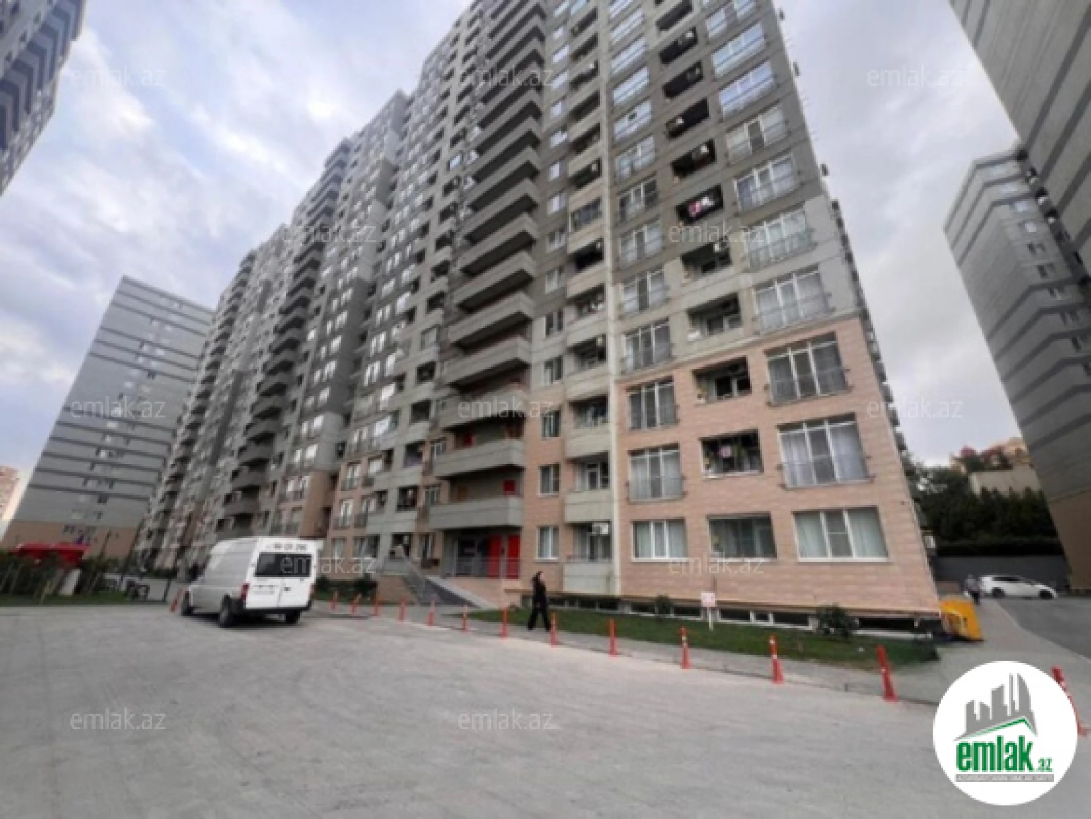 Satılır 2 otaqlı yeni tikili 45 m²