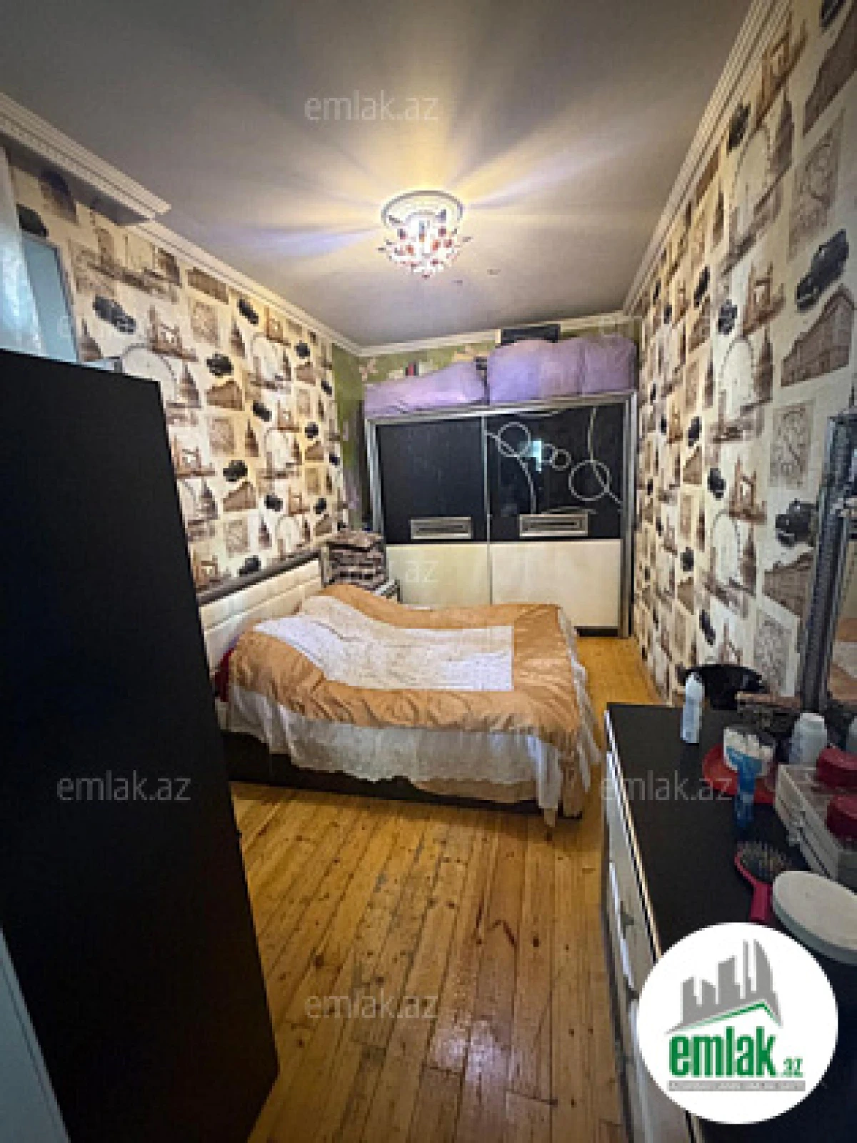 Satılır 6 otaqlı həyət evi 200 m²