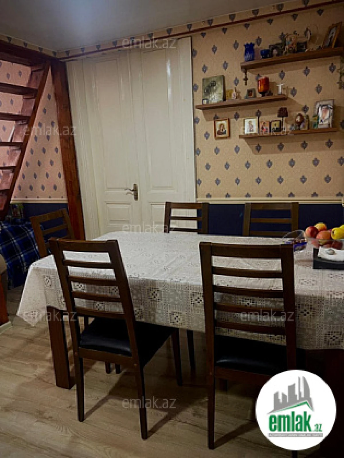 Satılır 3 otaqlı köhnə tikili 70 m²