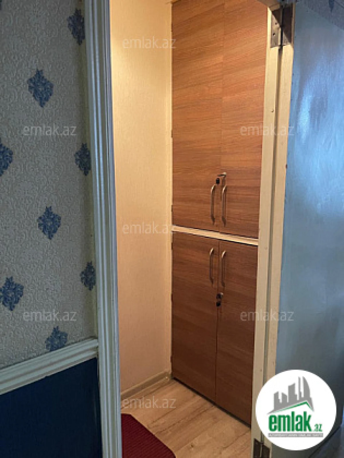 Satılır 3 otaqlı köhnə tikili 70 m²