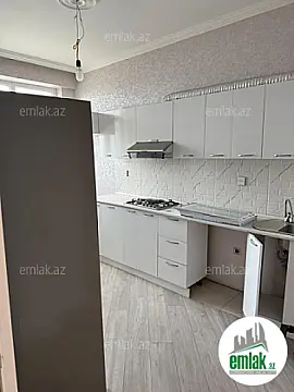Satılır 3 otaqlı yeni tikili 80 m²