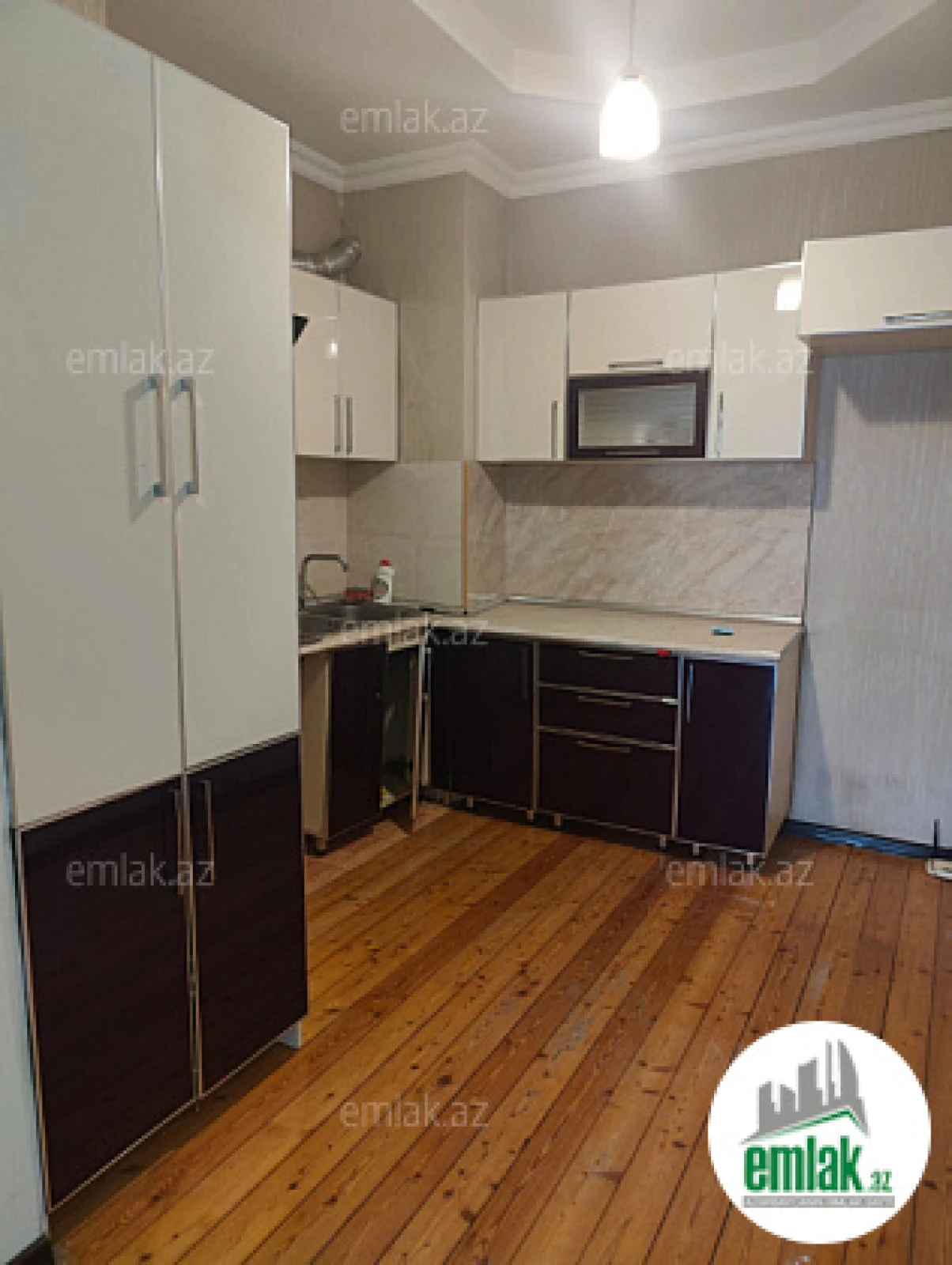 Satılır 2 otaqlı yeni tikili 65 m²