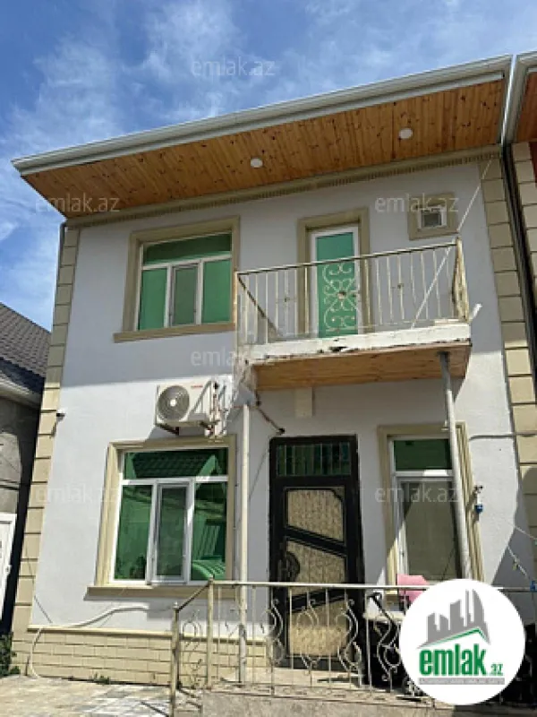 Satılır 4 otaqlı həyət evi 155 m²