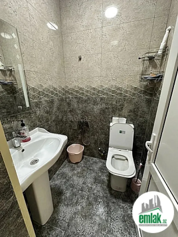 Satılır 4 otaqlı həyət evi 155 m²